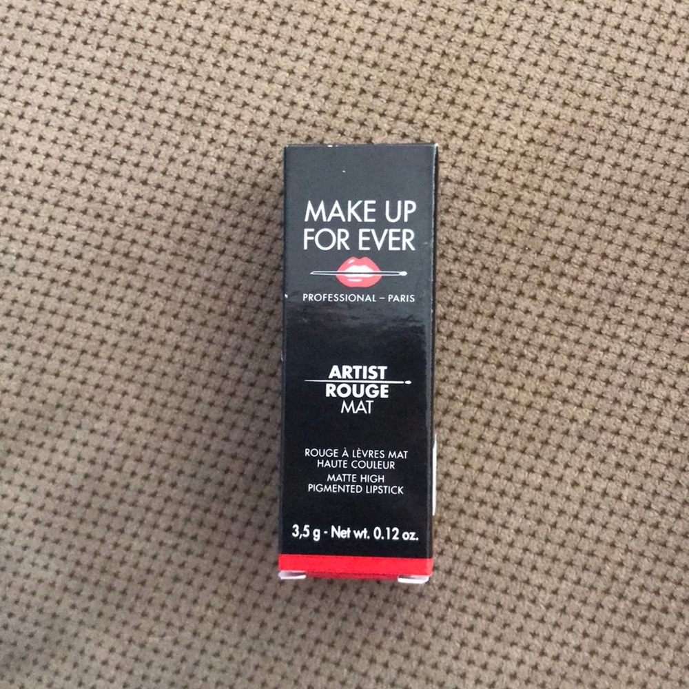 Makeup forever artist rouge mat lipstick